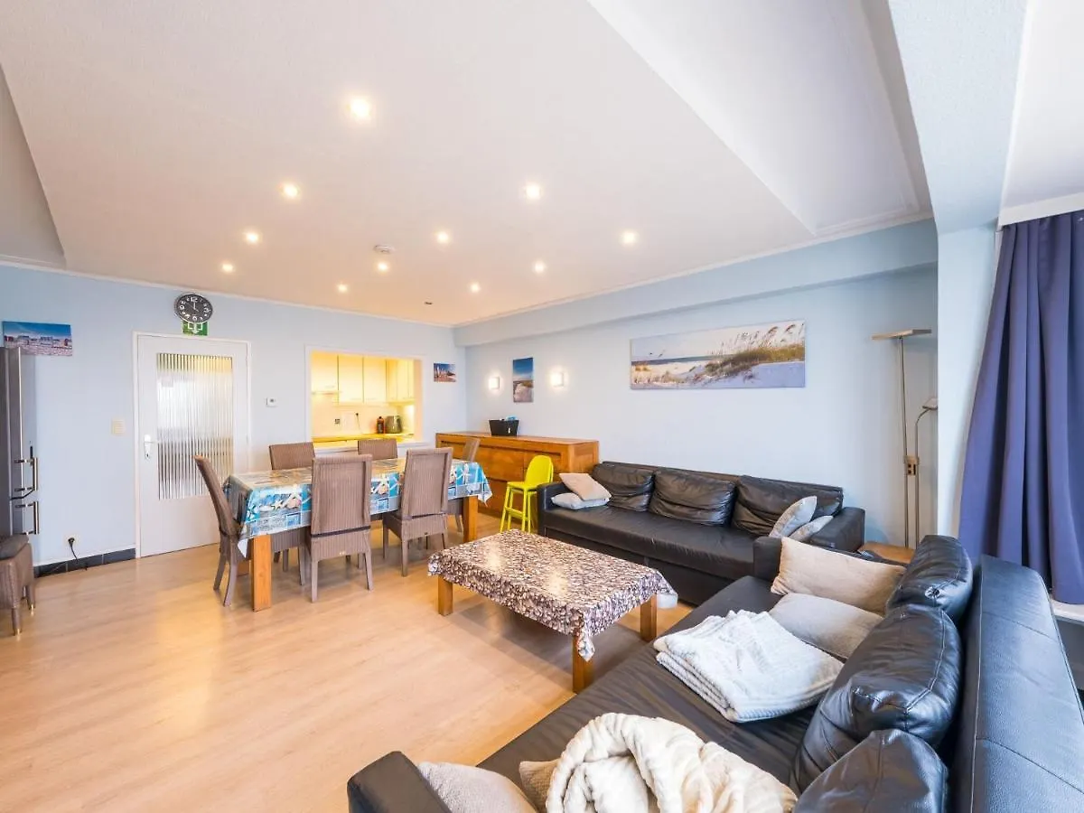 Apartment On The Third Floor For Family Middelkerke